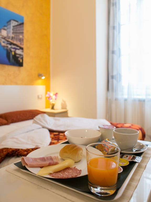 Rooms Boutique Carducci Trieste Exterior foto