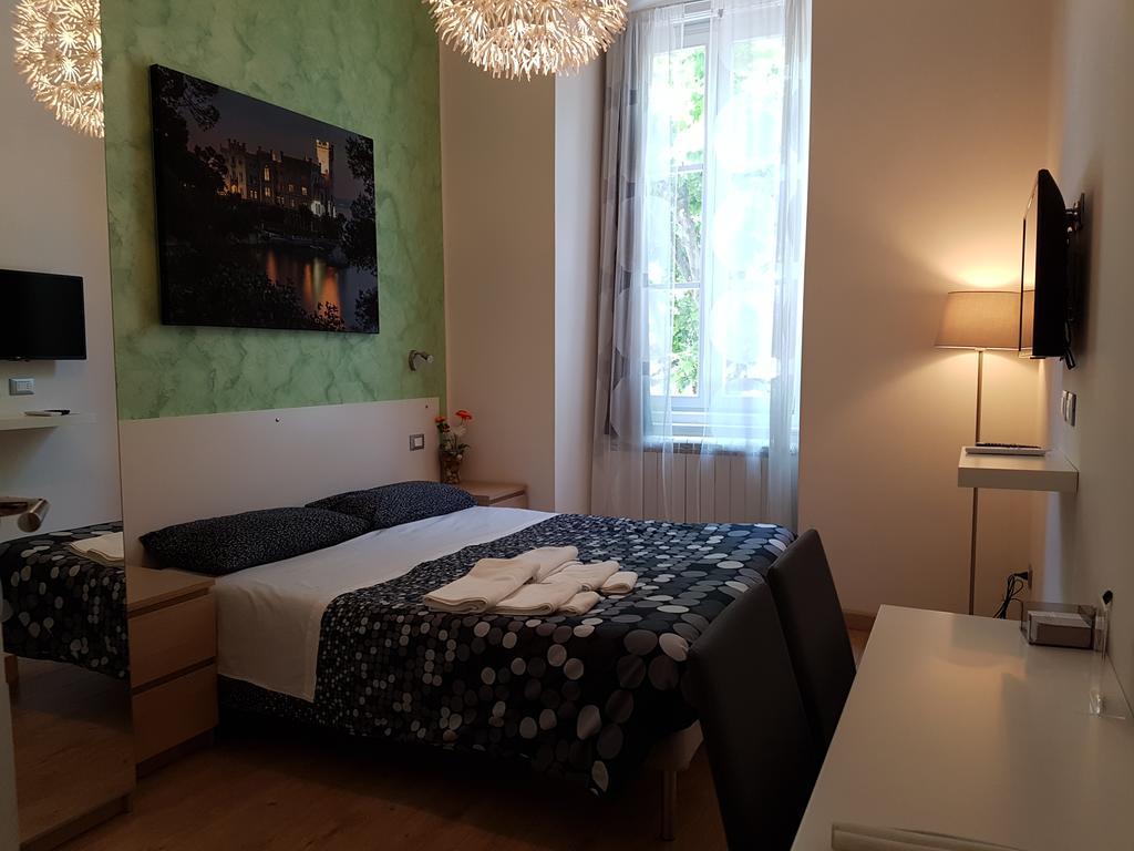 Rooms Boutique Carducci Trieste Exterior foto