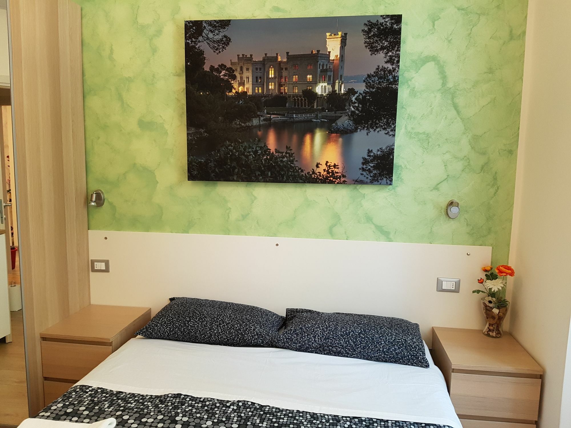 Rooms Boutique Carducci Trieste Exterior foto